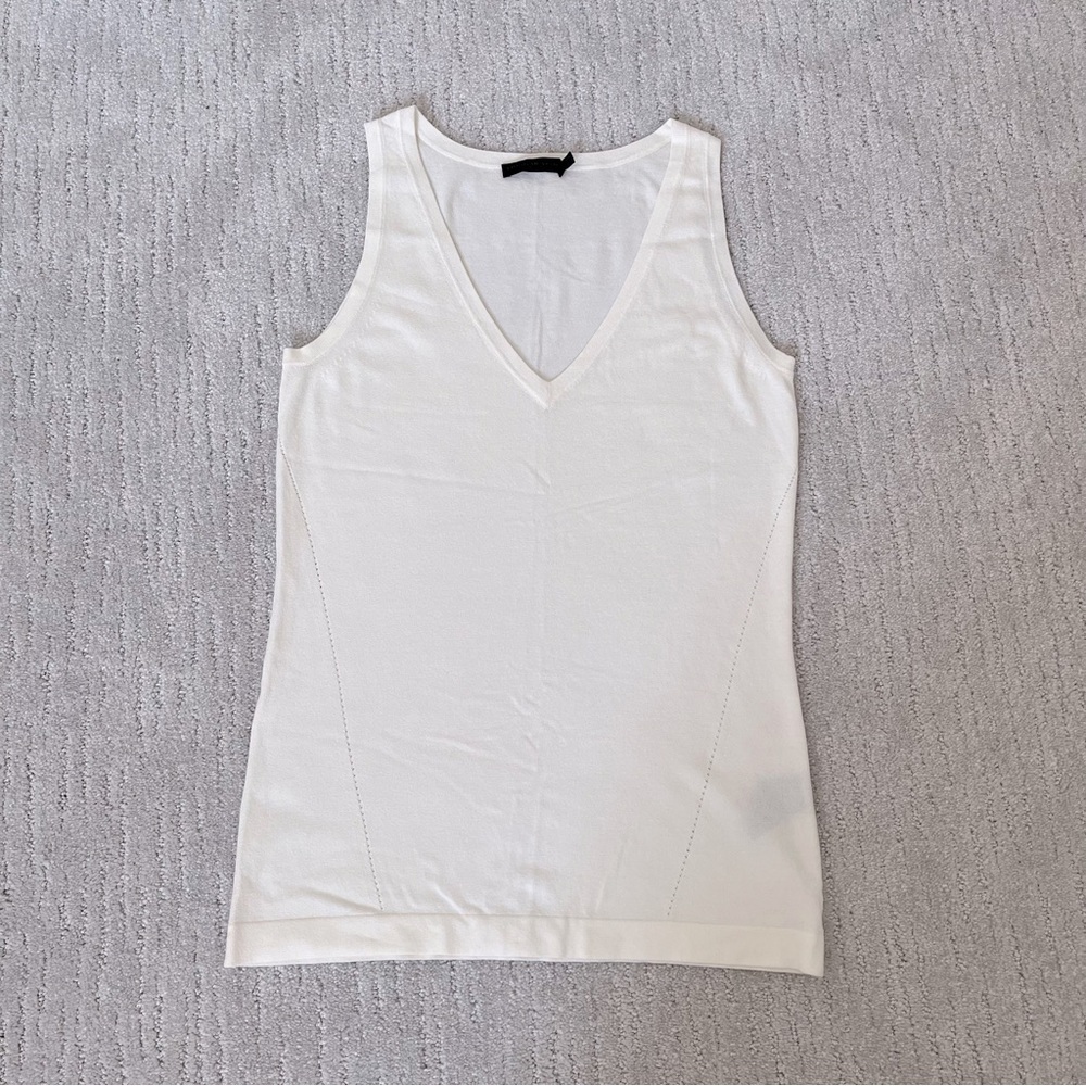 DKNY White Sleeveless V Neck Top Size S